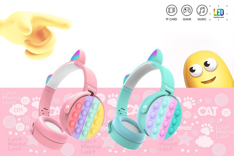 JST-950 Fun Emoji Wireless Bluetooth Headphones – Foldable Design & Long Battery Life